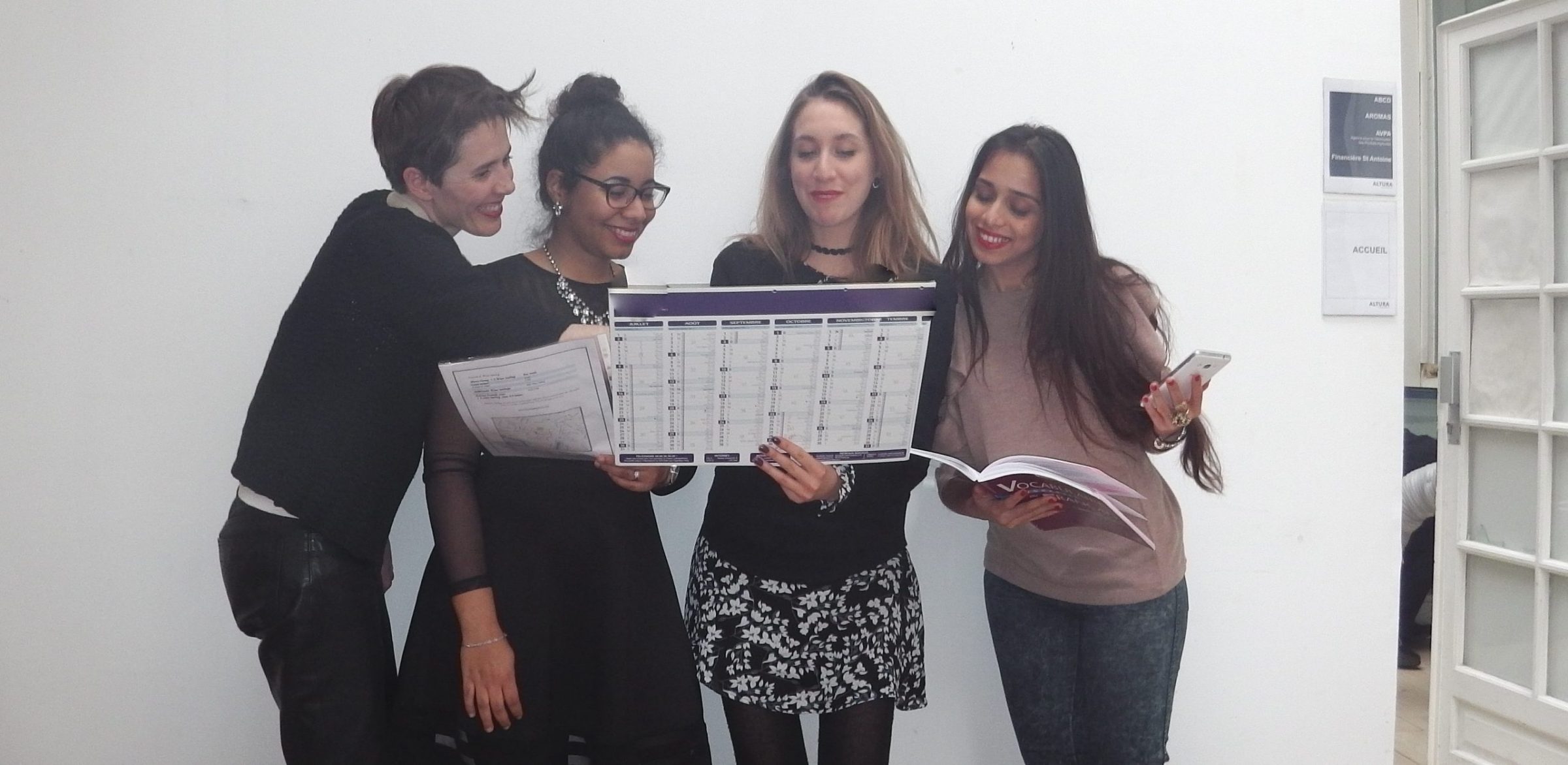 Tabla de horarios de clases en French As You Like It París