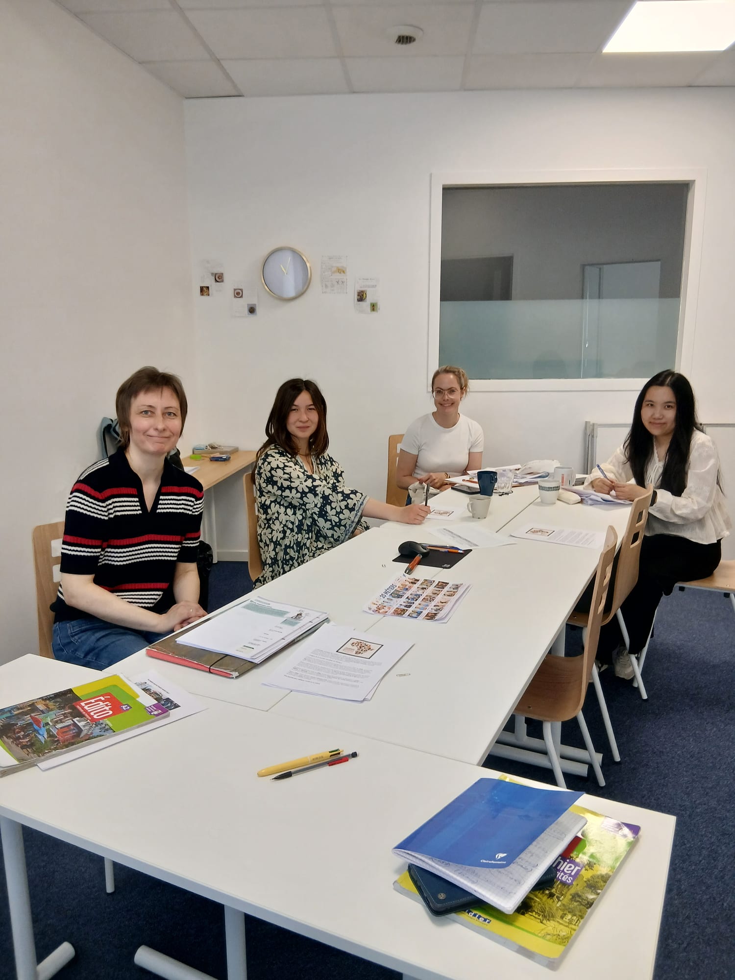 A 7.5-hour micro-group French morning class in the Marais, Paris
